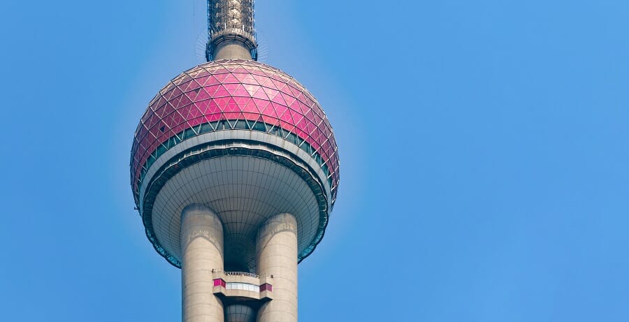 China's Top Fund Managers Reveal Post-Rout Stock Picks, Favouring Tencent and Kweichow Moutai