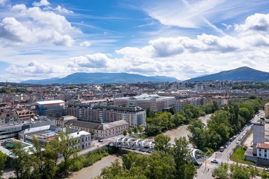 Open your business bank accounts in Switzerland