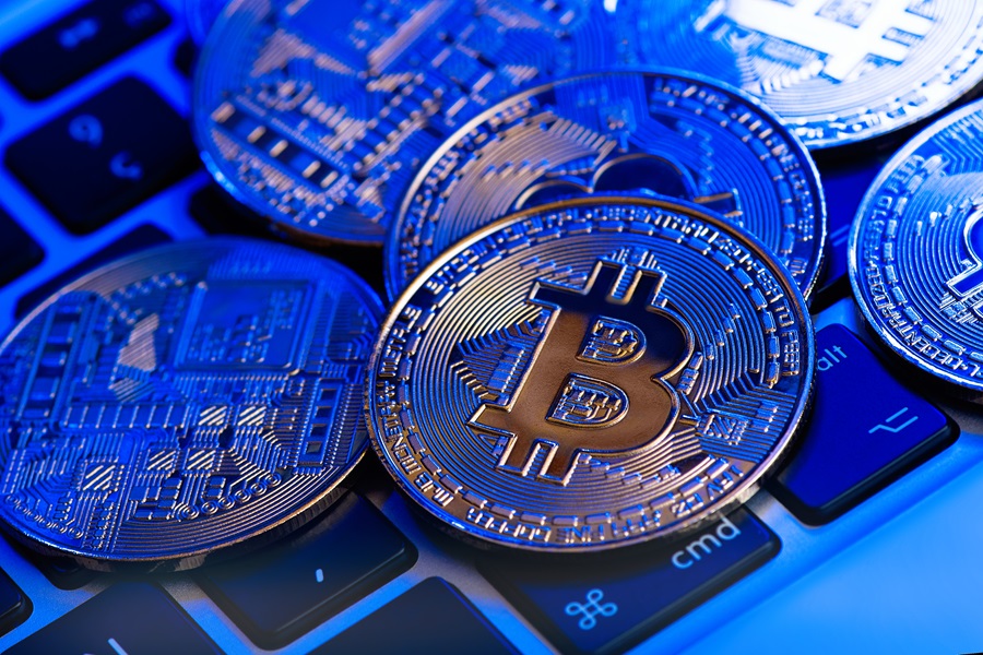 Trump Crypto Exchange: Competing for U.S. Investor Attention