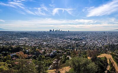 How Venture Capital Funds Early-Stage Startups in Los Angeles – 2026 Playbook