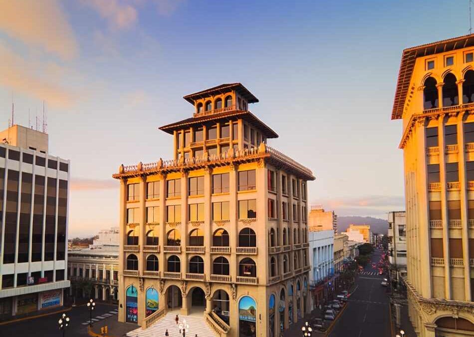 How International Investors Can Navigate Compliance in San Salvador 2026